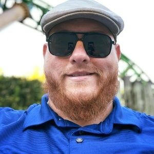 Meet your Posher, Chris